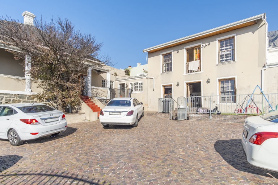 8 Bedroom Property for Sale in Walmer Estate Western Cape